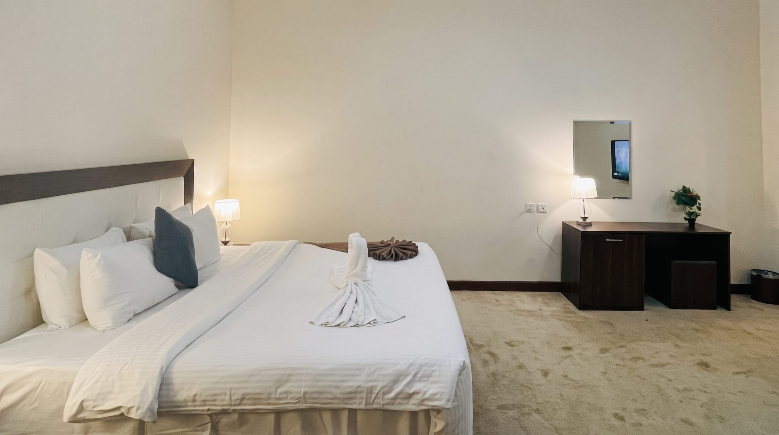 Deluxe King Room
